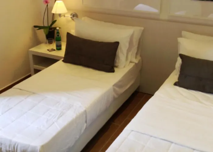 Rest 4* Roma